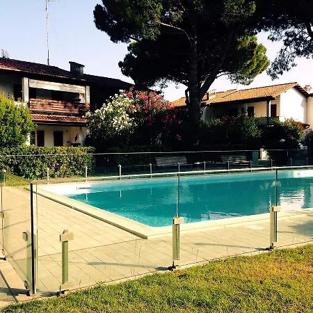 Villa Swimming